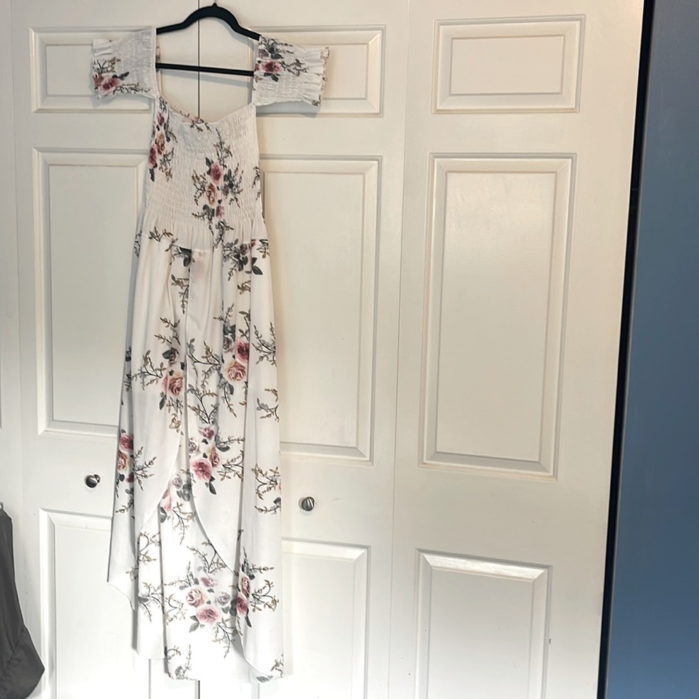White floral high low dress with off the shoulder sleeves Size M